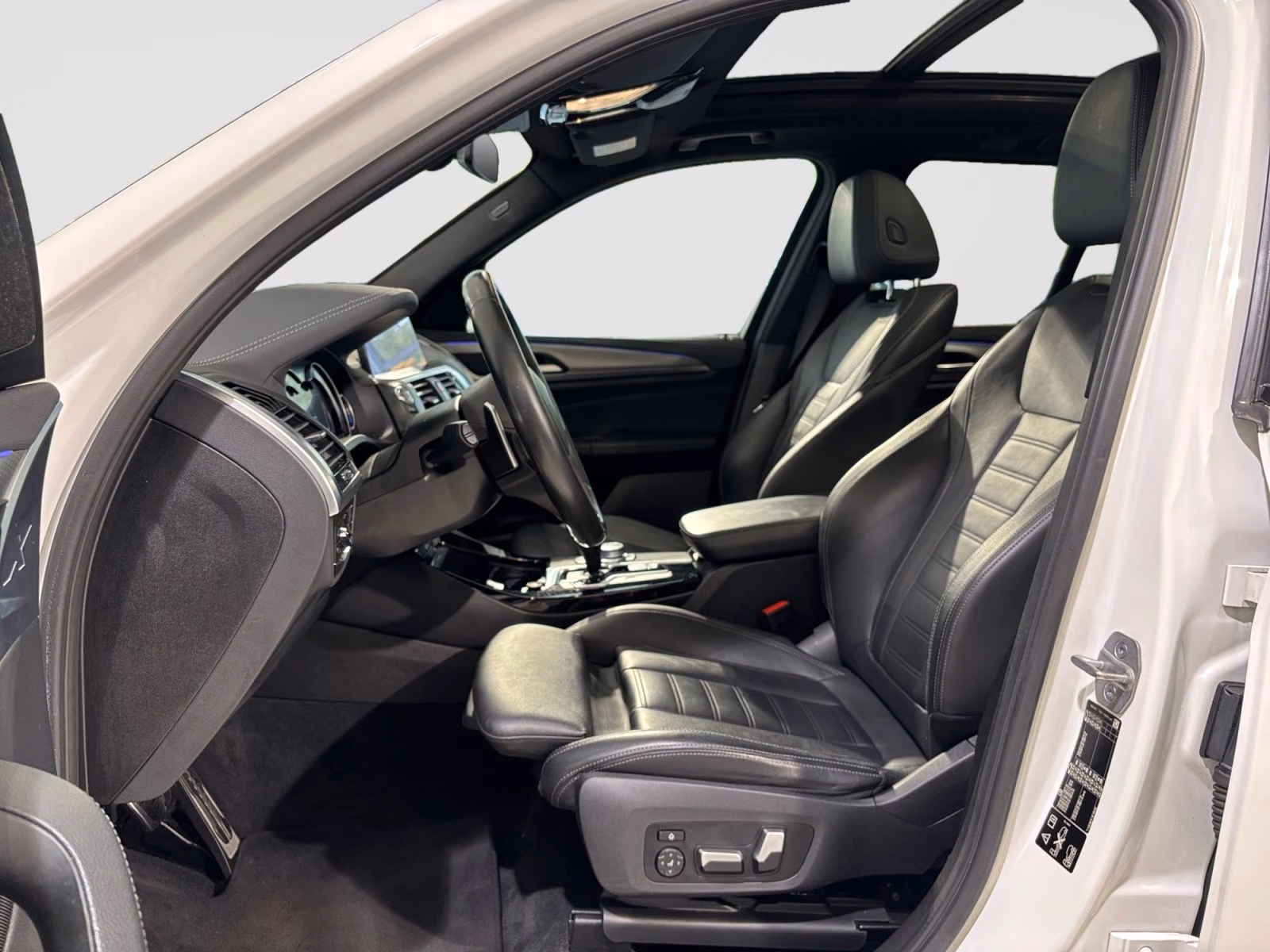 BMW X3 M40 2021 — photo 8 of 20