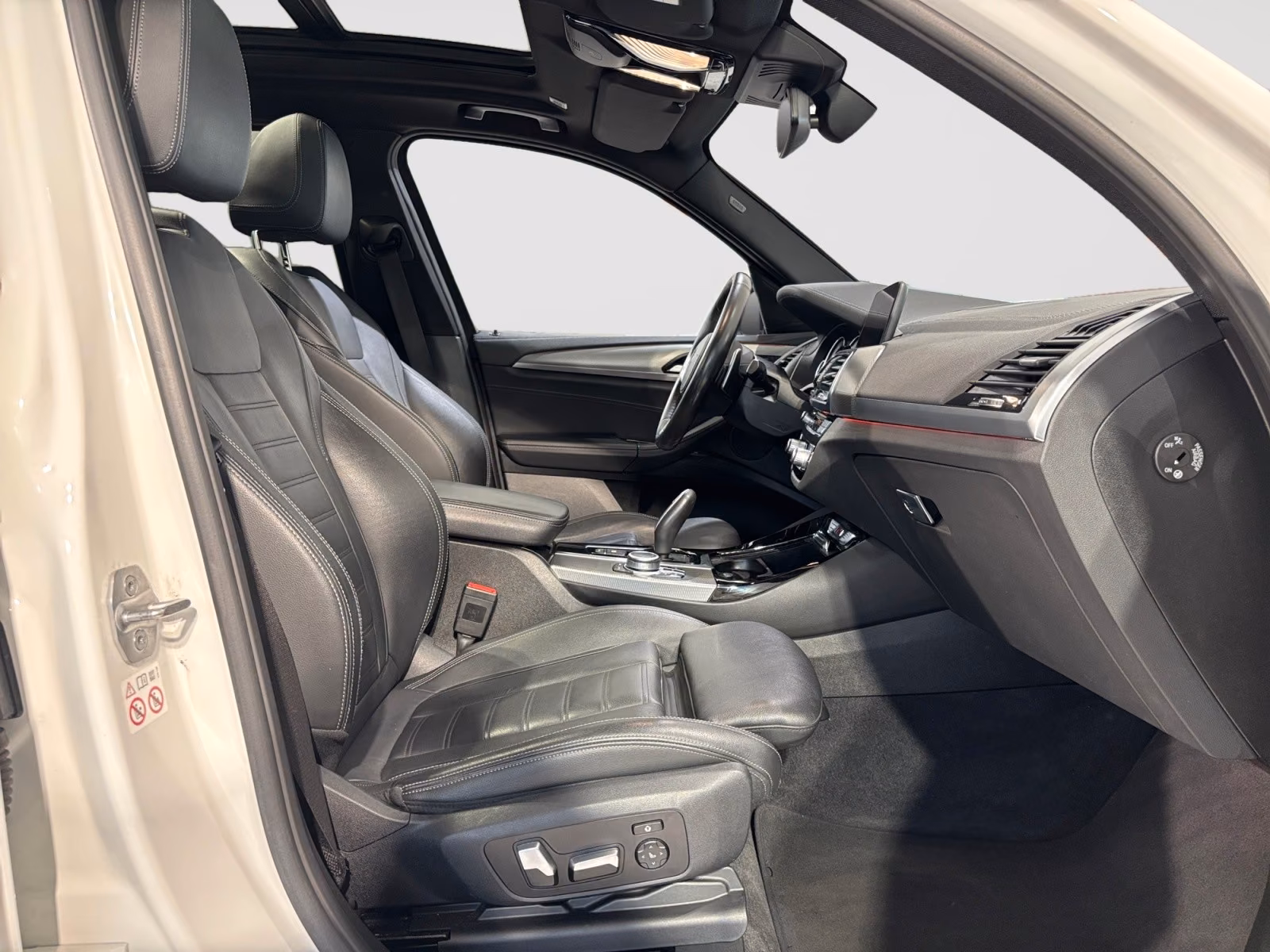 BMW X3 M40 2021 — photo 15 of 20